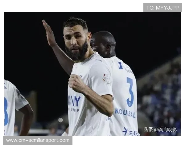 本泽马沙特新月迎来强势开局，首场表现出色